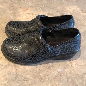 Spring step clogs 6.5M